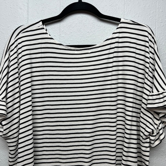 Max Studio Ruffle Sleeve Boxy Top Womens 3X Stretch Casual Chic Minimalist - Picture 8 of 12